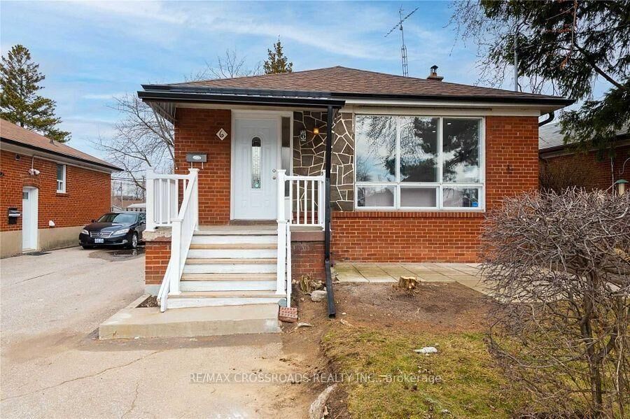 Property Photo:  6 Larkhall Avenue  ON M1J 1V1 