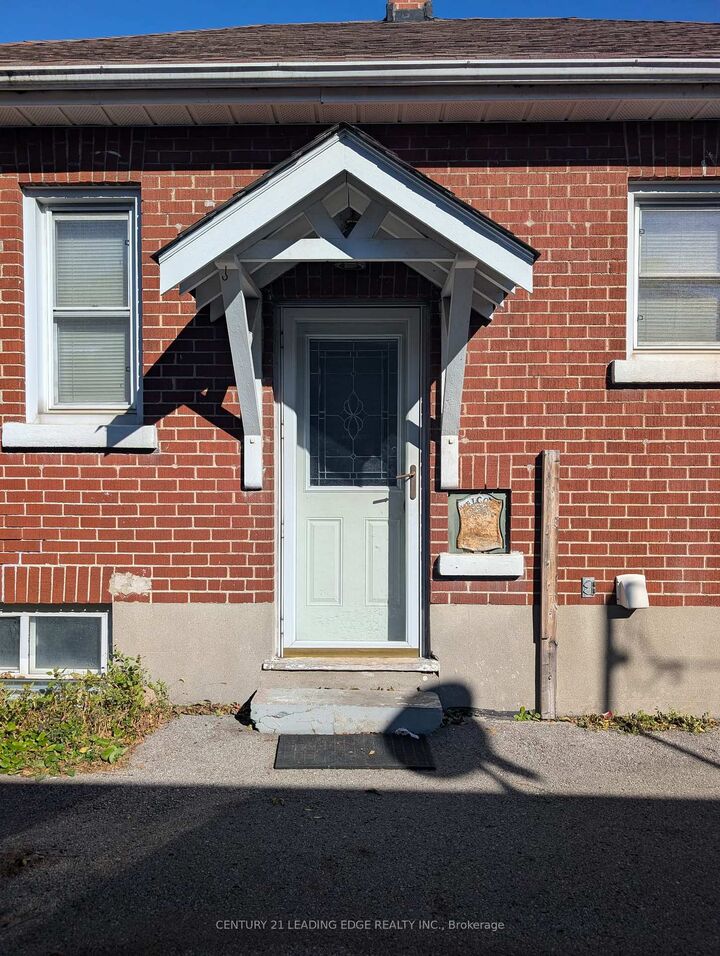 Property Photo:  312 Eulalie Avenue  ON L1H 2B7 
