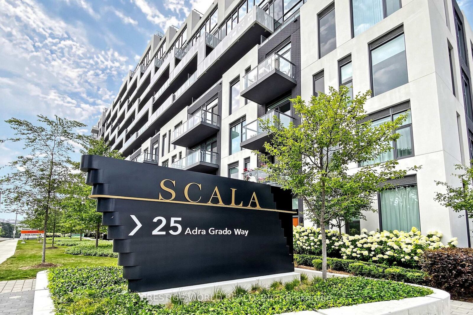 Property Photo:  25 Adra Grado Way 1701  ON M2J 0H6 