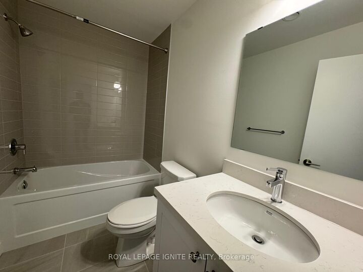 Property Photo:  51 Clarington Boulevard 110  ON L1C 7J8 
