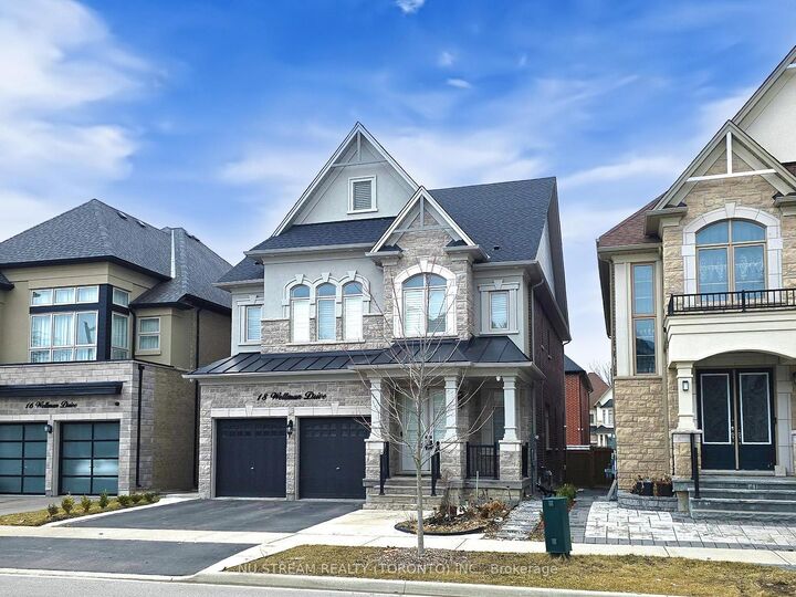 Property Photo: 18 Wellman Drive ON L4E 1G1