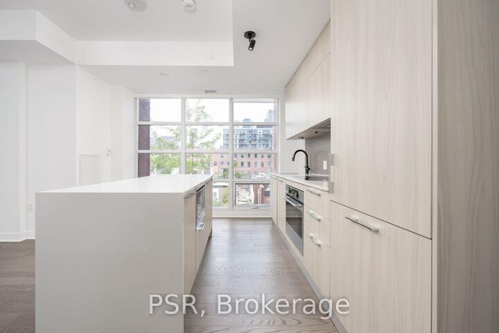 Property Photo:  501 Adelaide Street W 401  ON M5V 0R3 