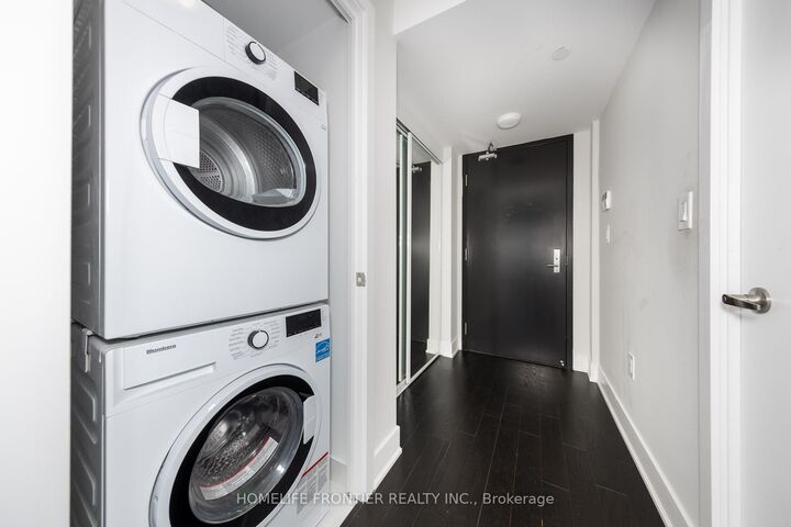 Property Photo:  955 Bay Street 2310  ON M5S 0C6 