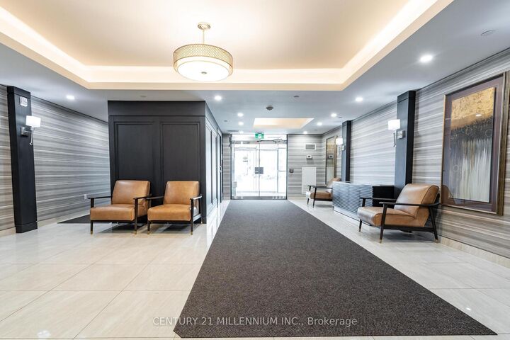 Property Photo:  125 Shoreview Place W 125  ON L8E 0K3 