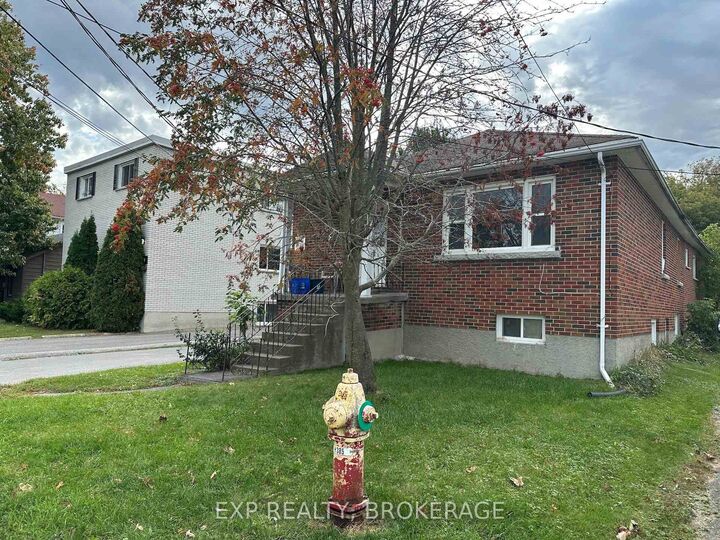 Property Photo:  88 Joseph Street  ON K7K 2H7 