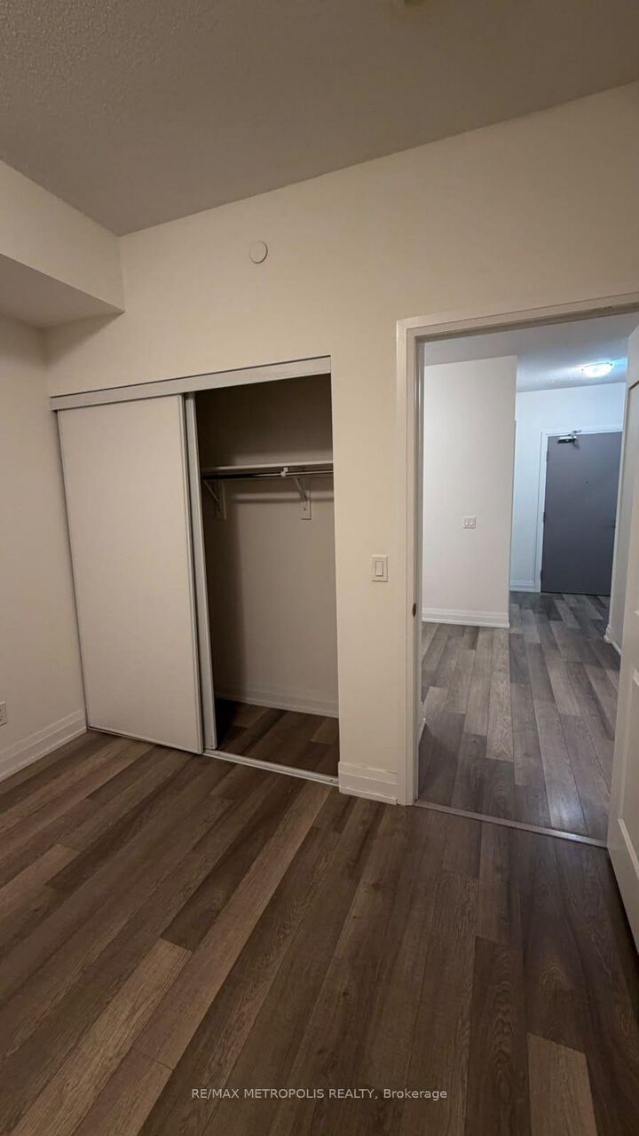 Property Photo:  3121 Sheppard Avenue E 517  ON M1T 0B6 