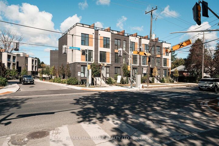 Property Photo: 176 Clonmore Avenue 14 ON M1N 1Y1
