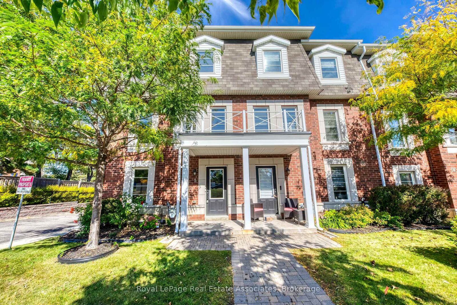 Property Photo:  2375 Truscott Drive 1  ON L5J 2B1 