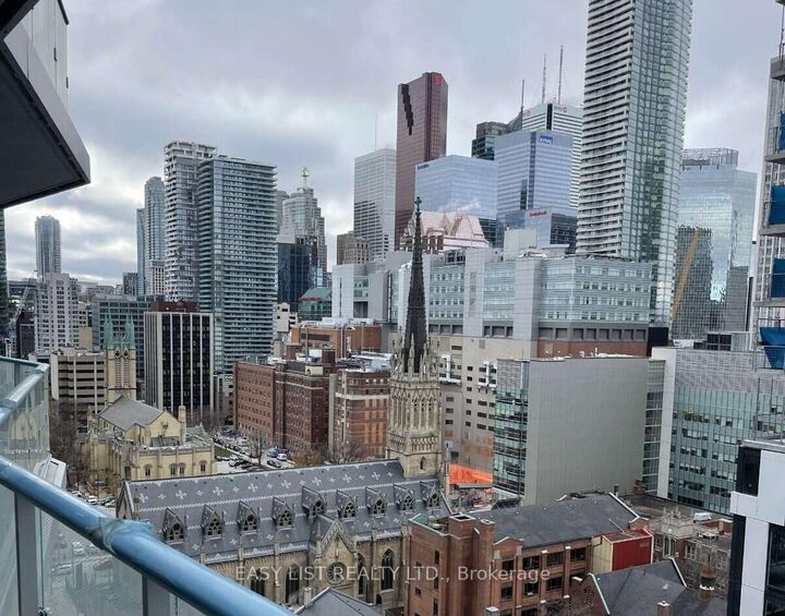 Property Photo:  100 Dalhousie Street 1711  ON M5B 0C7 