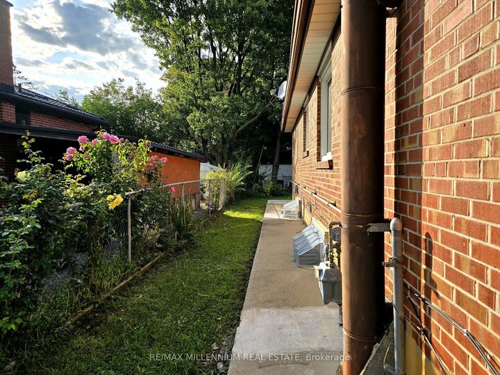 Property Photo:  14 Charles Street Basement  ON L6V 1E6 