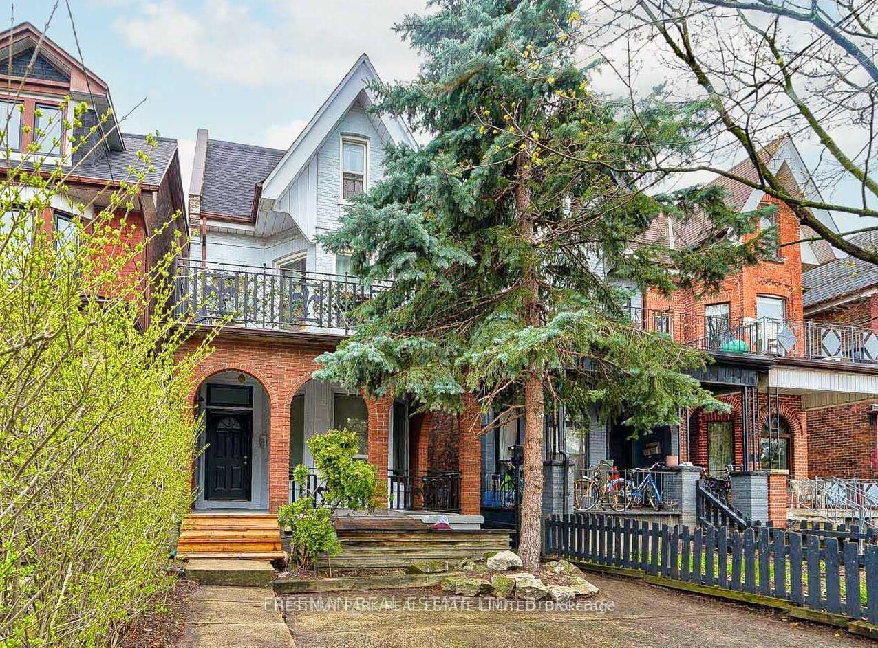 Property Photo:  435 Manning Avenue Main Floor  ON M6G 2V6 