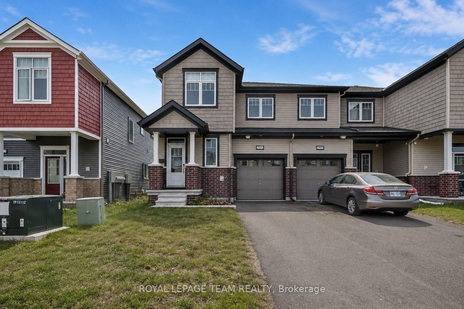 Property Photo: 2501 Watercolours Way ON K2J 7B1
