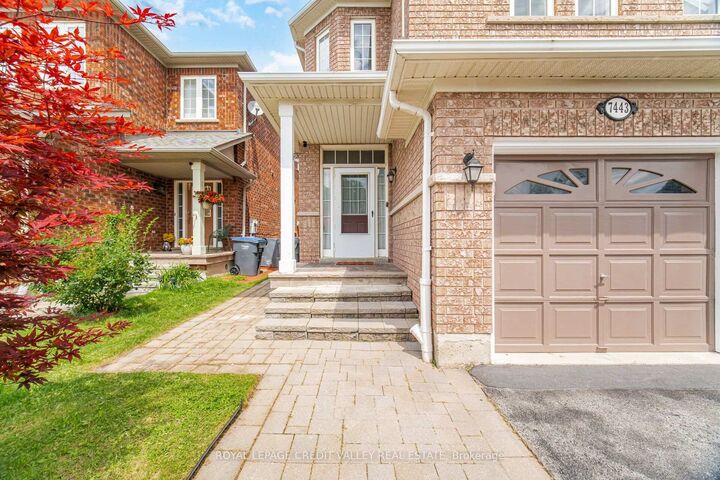 Property Photo:  7443 Russian Olive Close  ON L5N 8N7 