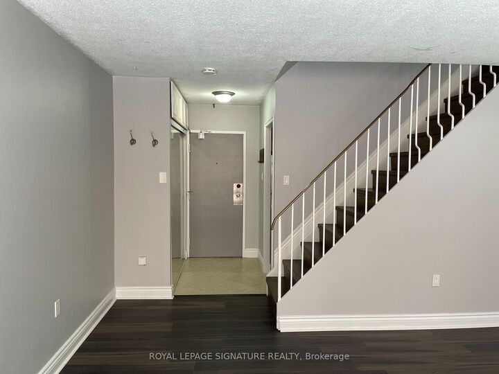 Property Photo:  100 Mornelle Court 1084  ON M1E 4X2 