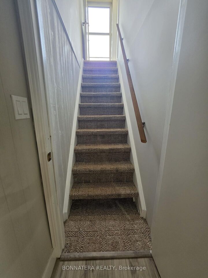 Property Photo:  14 Northwood Drive  ON L6X 2L2 