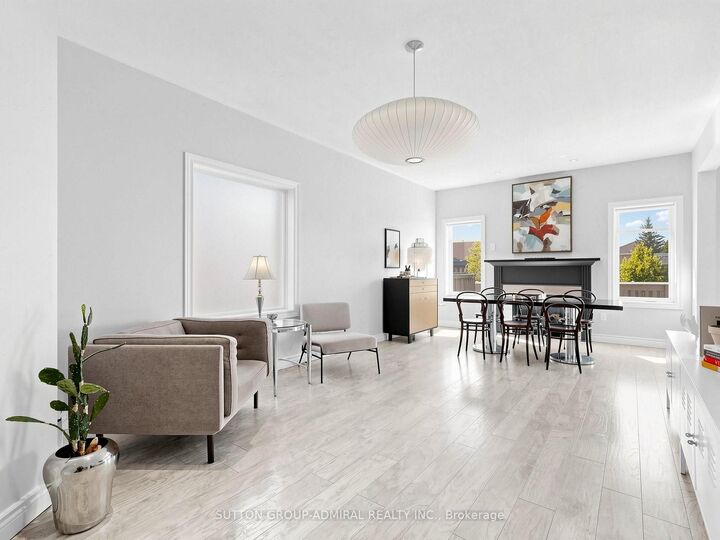 Property Photo:  10 Silver Oaks Boulevard  ON L4H 1X5 