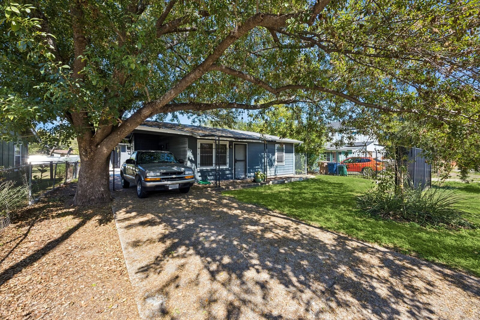 Property Photo:  6700 Galindo Street  TX 78741 
