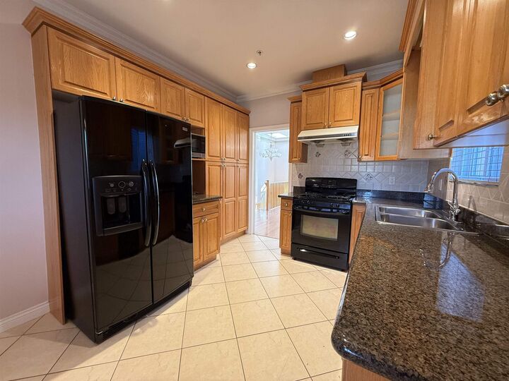 Property Photo:  3021 E 29th Avenue  BC V5R 1V9 