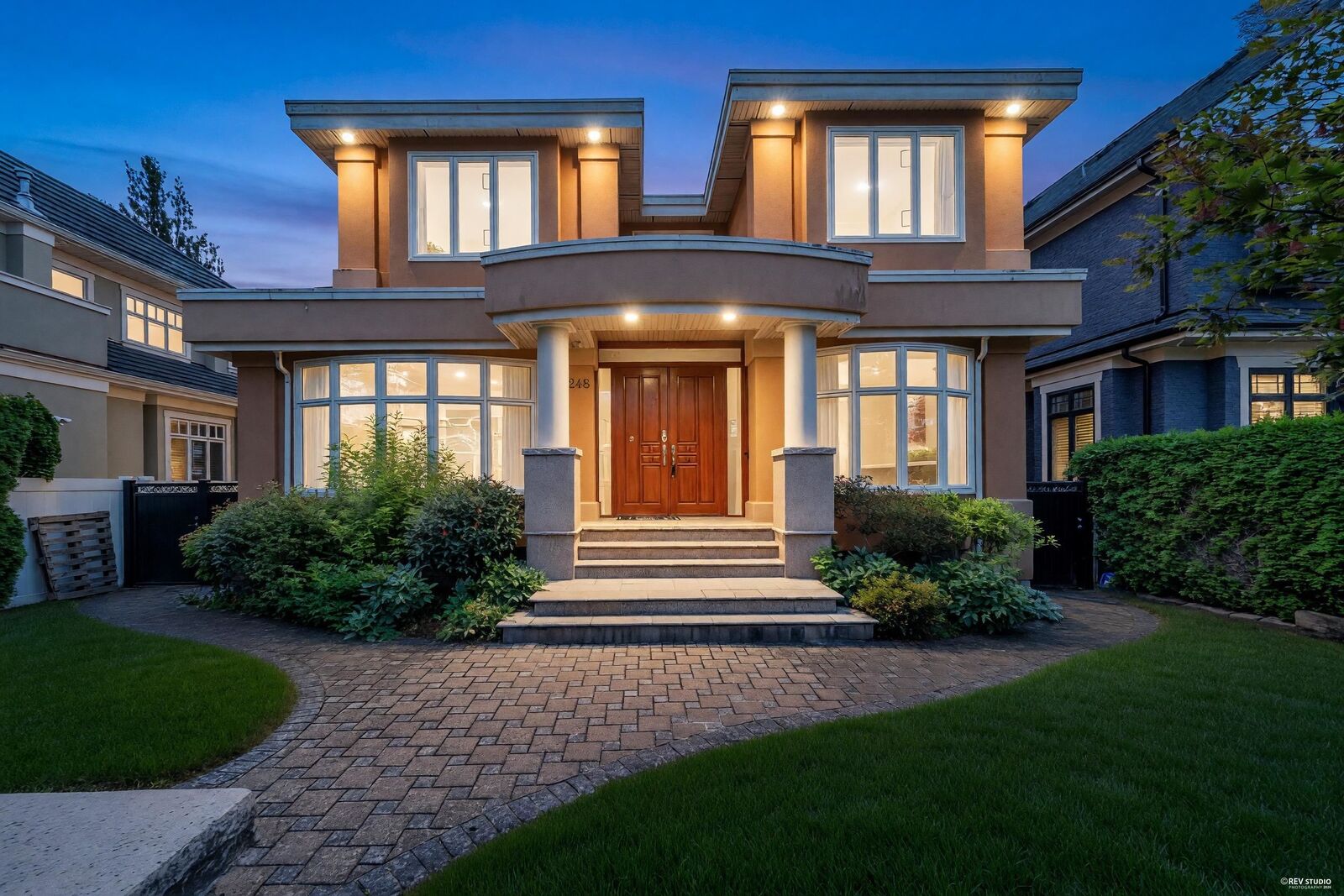 Property Photo:  2498 W 22nd Ave Avenue  BC V6L 1M2 