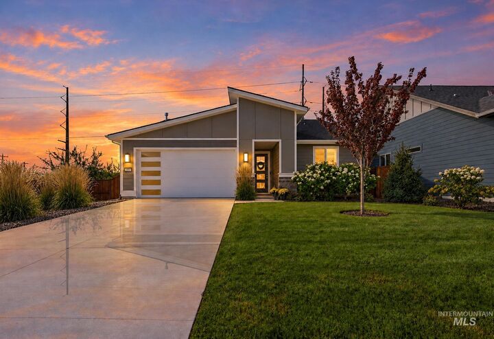 Property Photo: 11931 S Glory Ln ID 83634