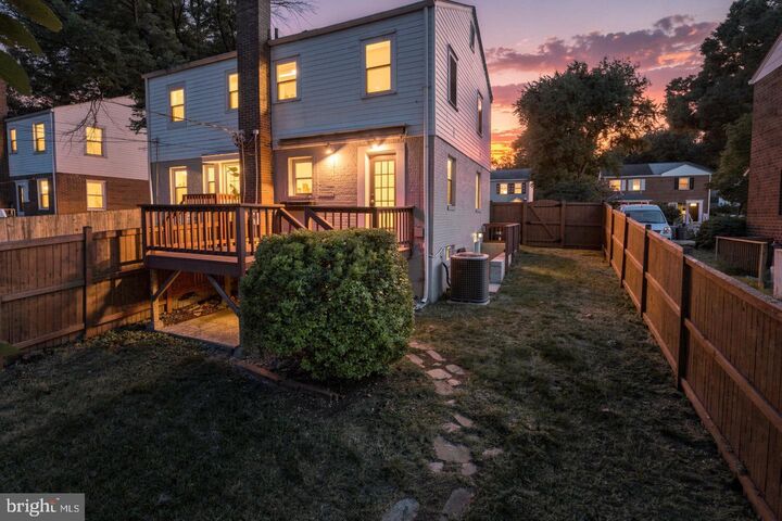 Property Photo:  2314 Victory Drive  VA 22303 