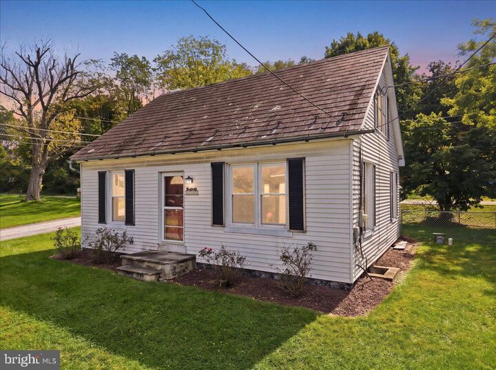Property Photo:  3744 Redbud Drive  PA 18067 
