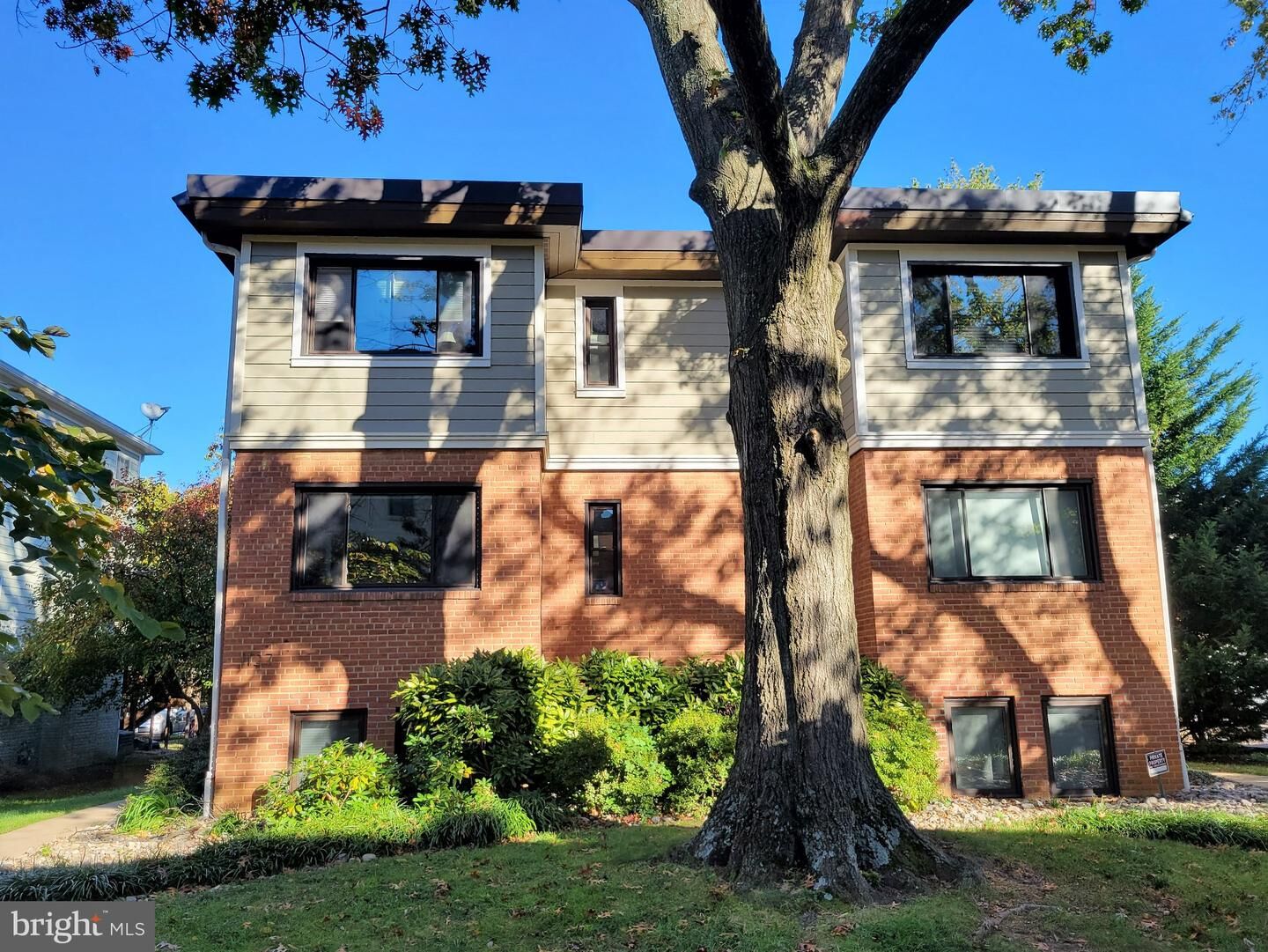 Property Photo:  1127 N Stuart Street N 4  VA 22201 