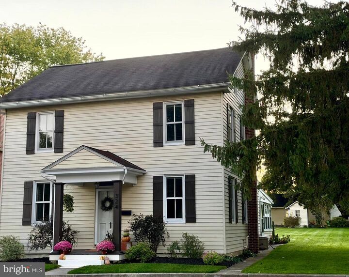 Property Photo: 324 S Market Avenue PA 17552