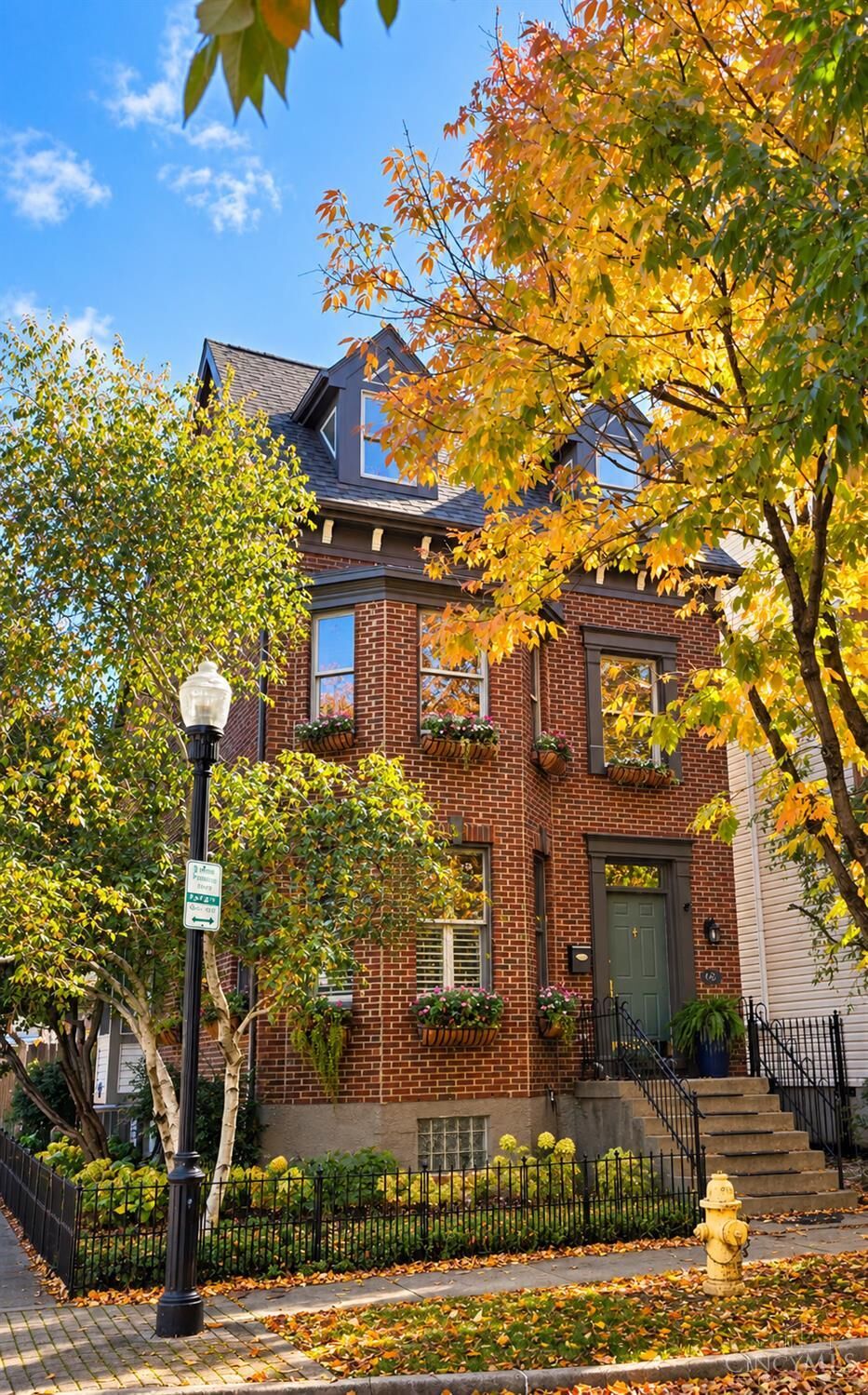 Property Photo:  942 Weninger Circle  OH 45203 