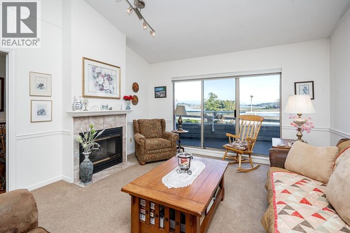 Property Photo:  323 Governors Court 33  BC V3L 5S6 