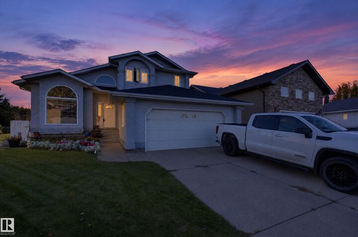 Property Photo:  4721 52 Avenue  AB T0C 0V0 