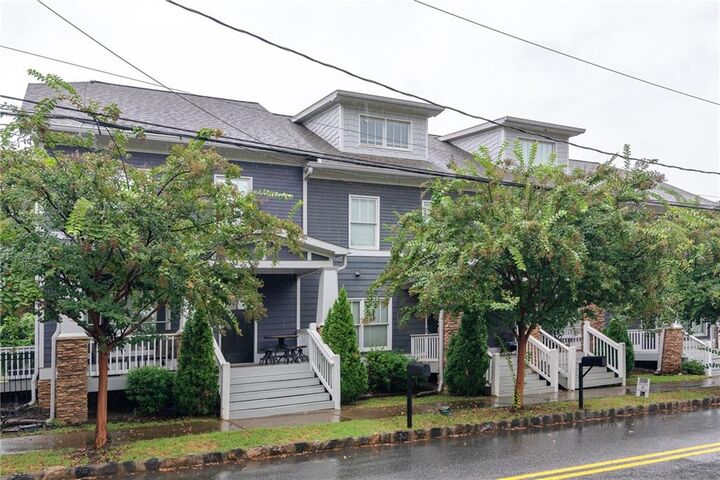 Property Photo:  623 Chestnut Street  GA 30354 