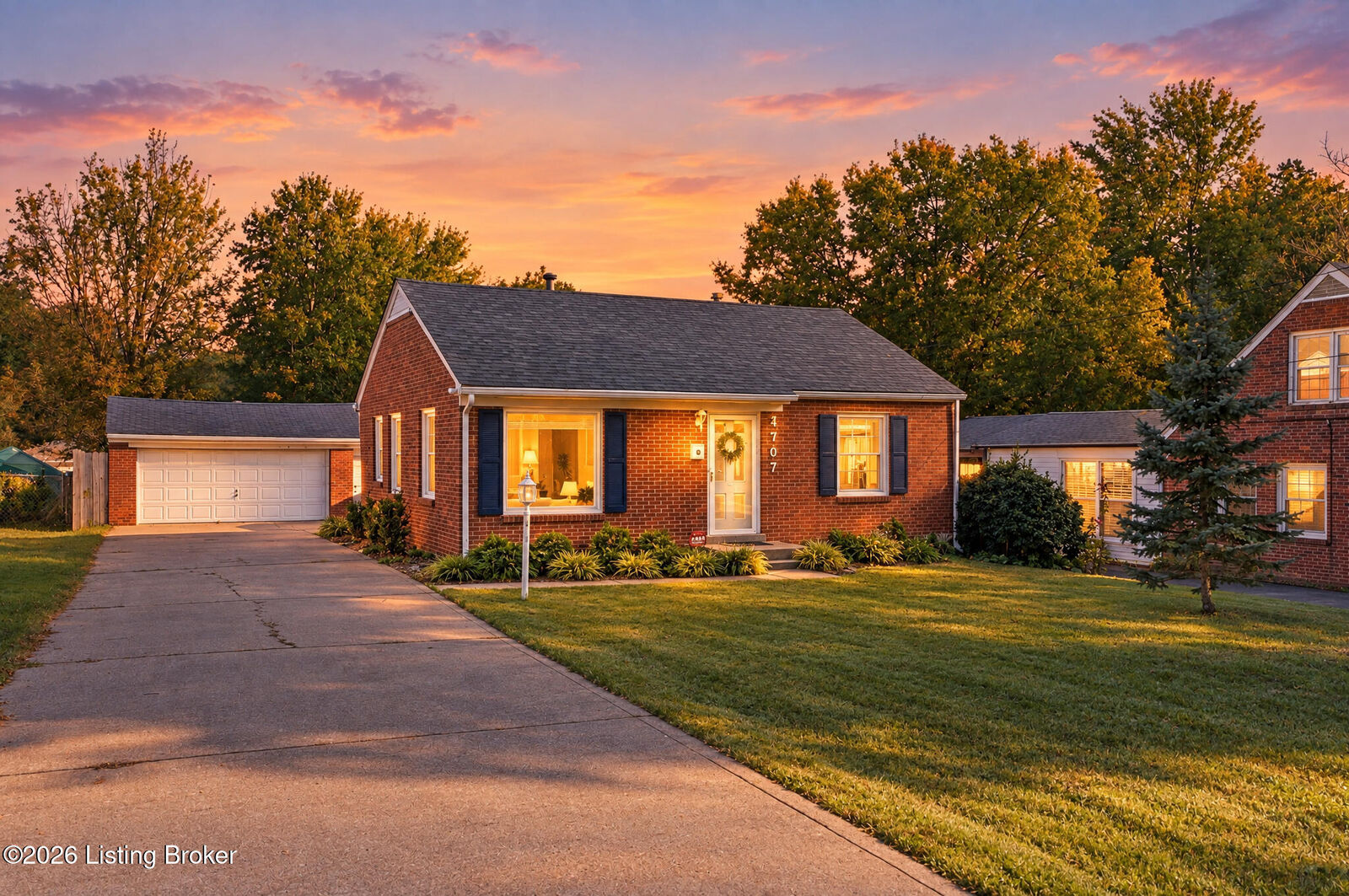 Property Photo:  7707 Dingle Dell Rd  KY 40214 