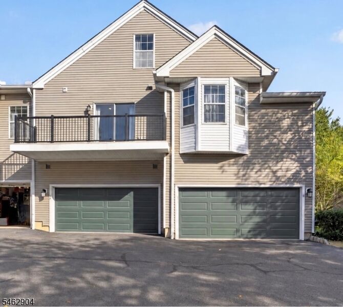 Property Photo: 8 Oak Knoll Lane NJ 07921