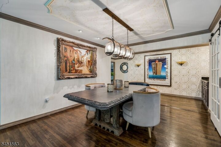 Property Photo:  196 Hawthorne Dr  NJ 07066 