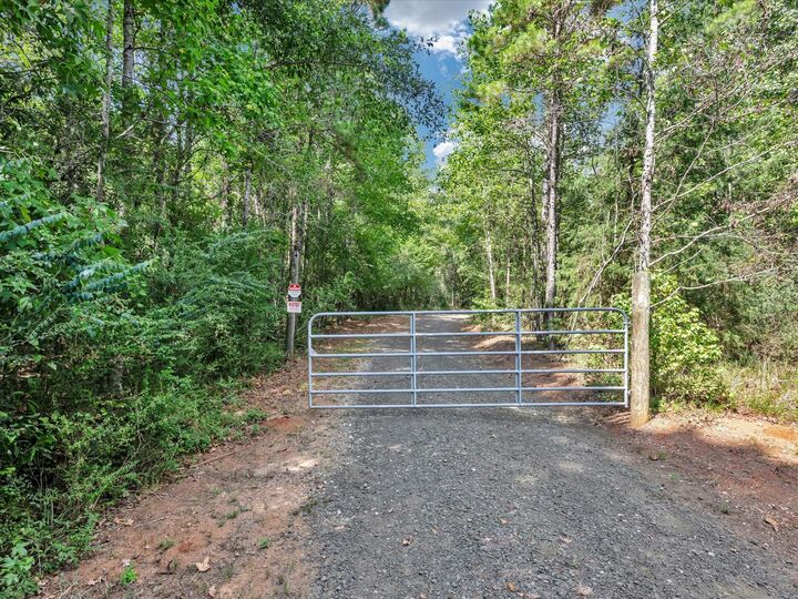 Property Photo:  1817 County Road 392  TX 75961 