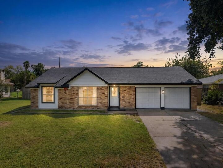 Property Photo:  1023 Twinbrooke Drive  TX 77088 
