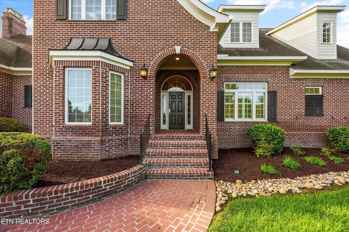 Property Photo:  1430 Herefordshire Lane  TN 37922 