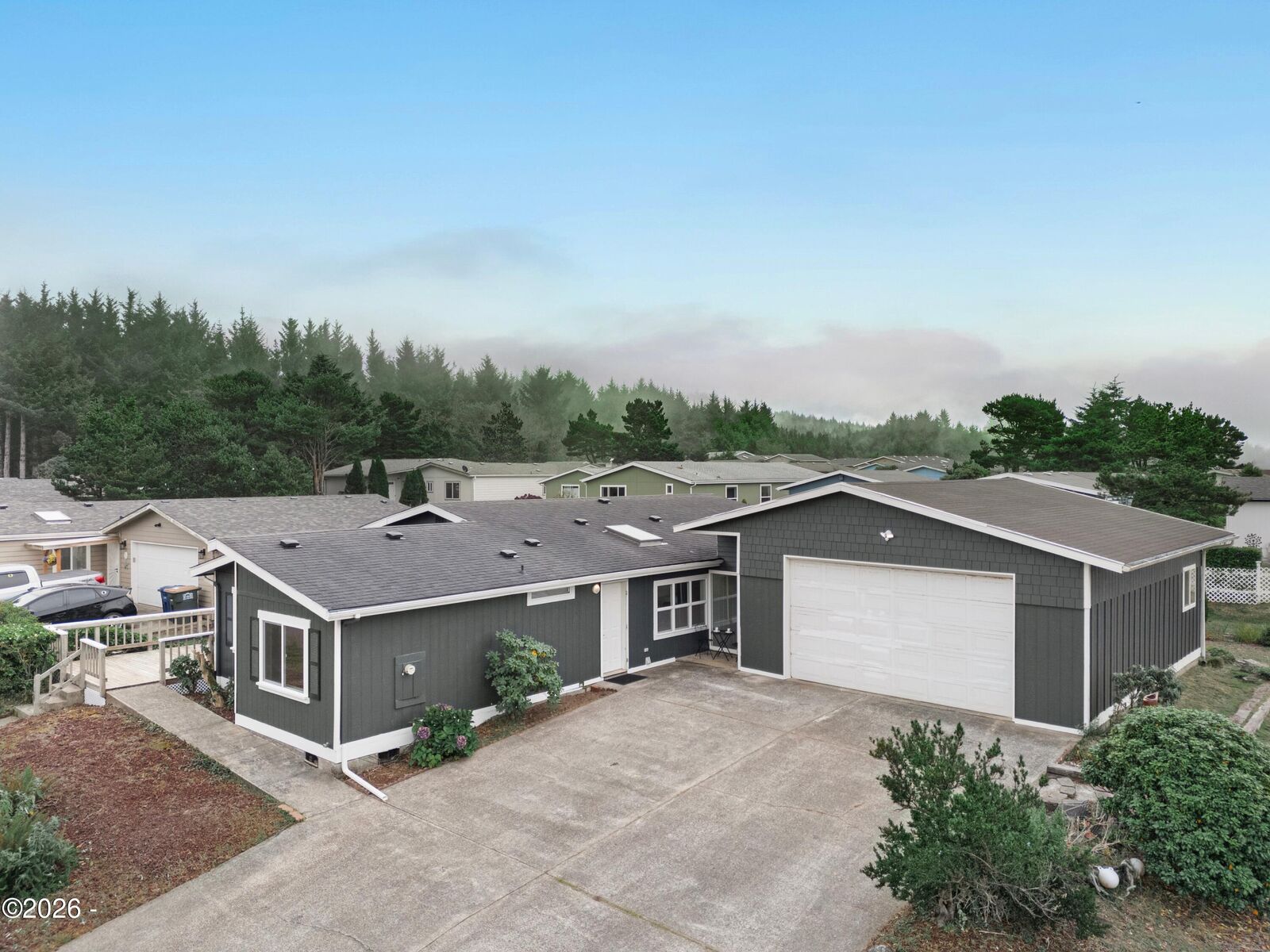 Property Photo:  520 NE 58th Street  OR 97365 