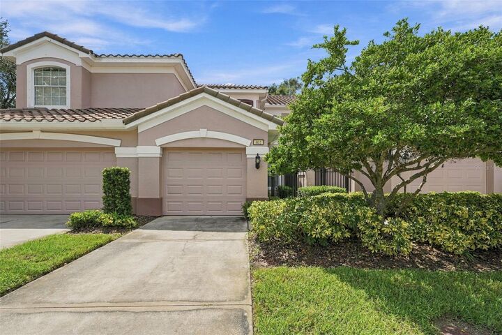 Property Photo: 802 Lantern Way 101 FL 33765