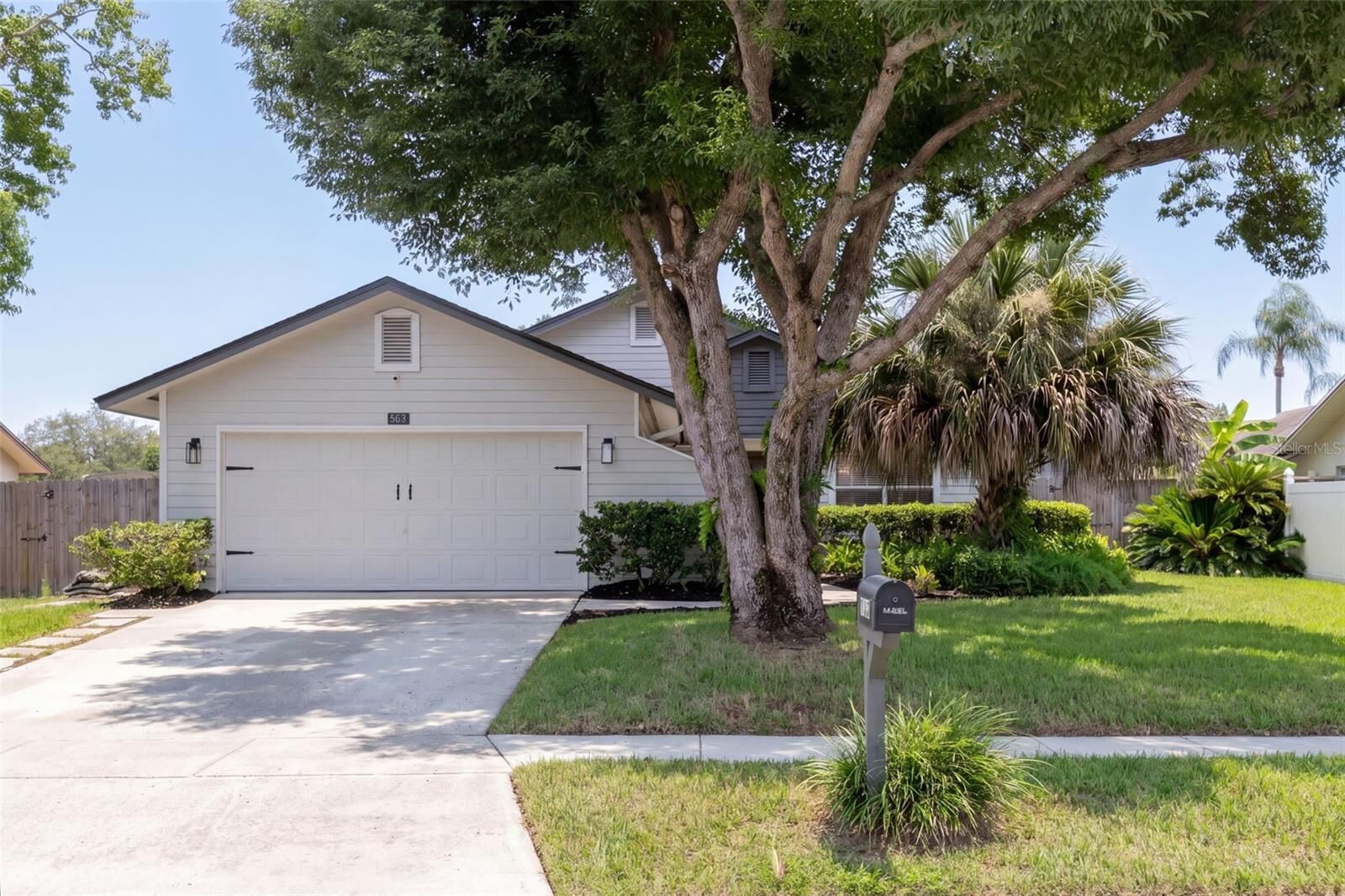 Property Photo:  963 N Jerico Drive  FL 32707 