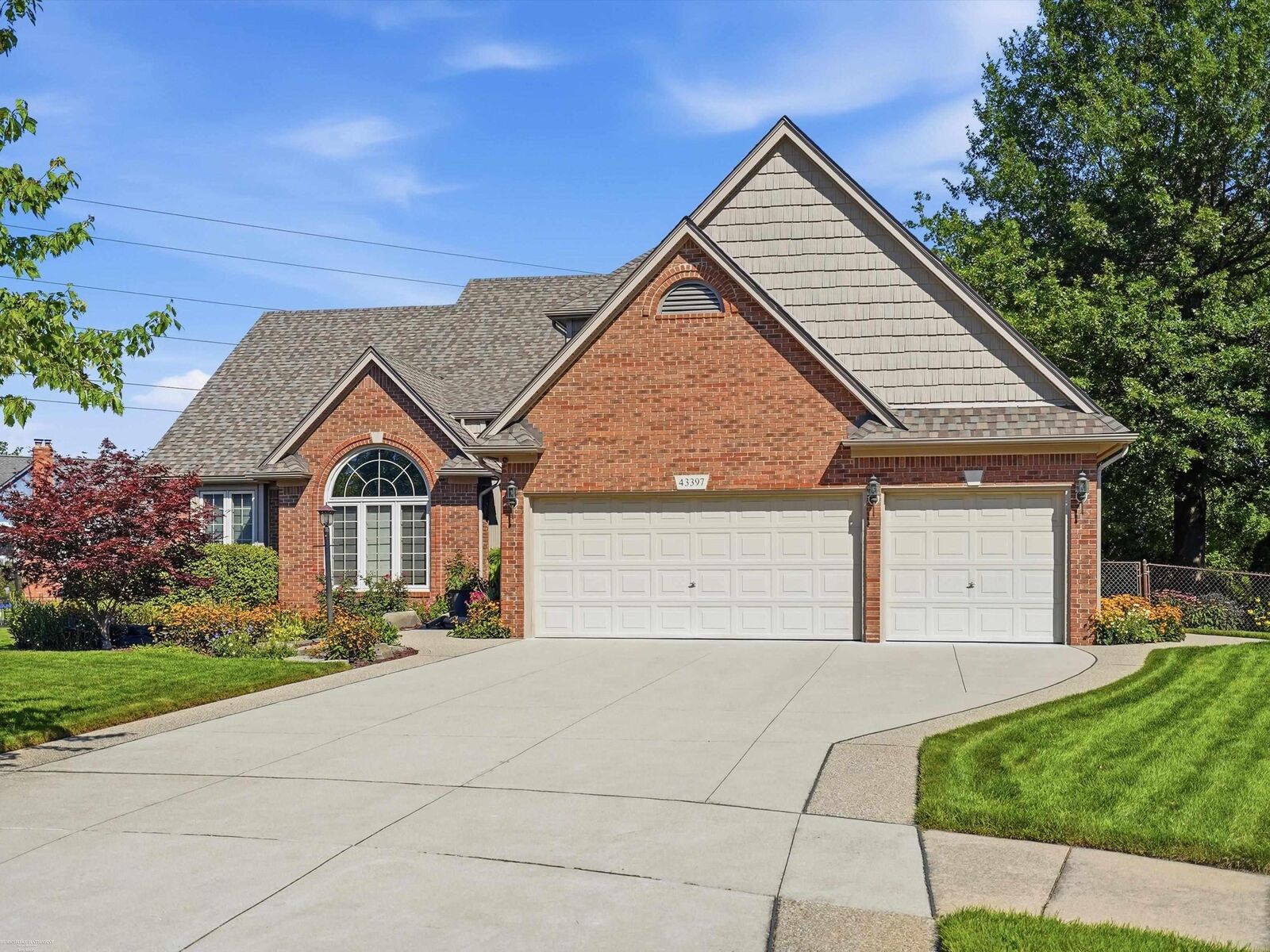 Property Photo:  43397 Brooks Drive  MI 48038-5320 
