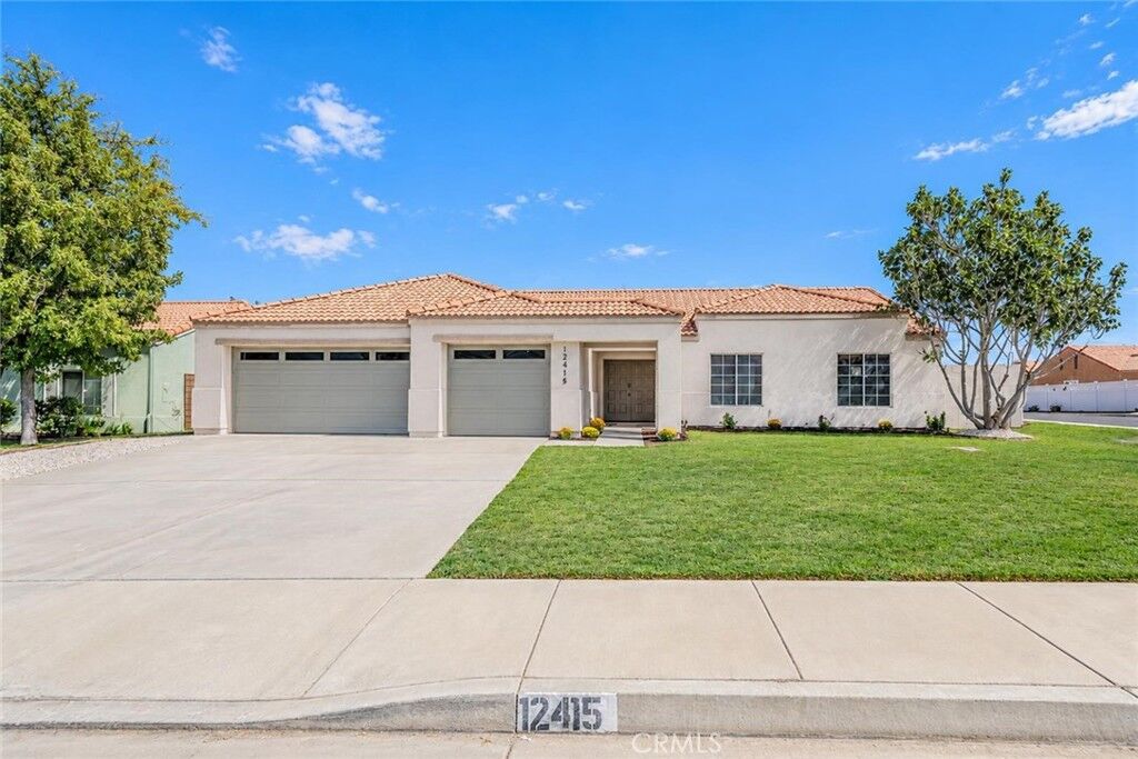Property Photo:  12415 5th Avenue  CA 92395 