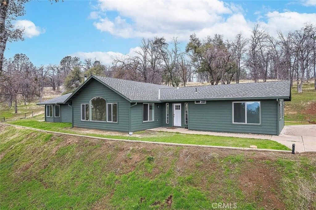 Property Photo: 5221 Allred CA 95338