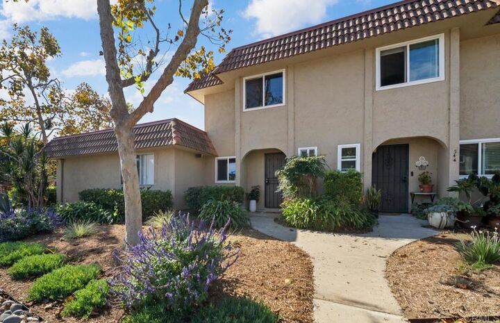 Property Photo:  542 Beverly Place  CA 92078 