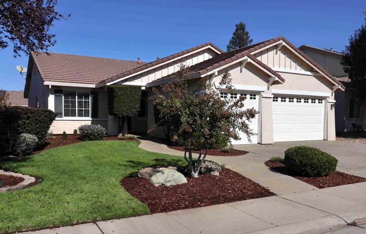 Property Photo:  2732 Mallard Way  CA 95648 