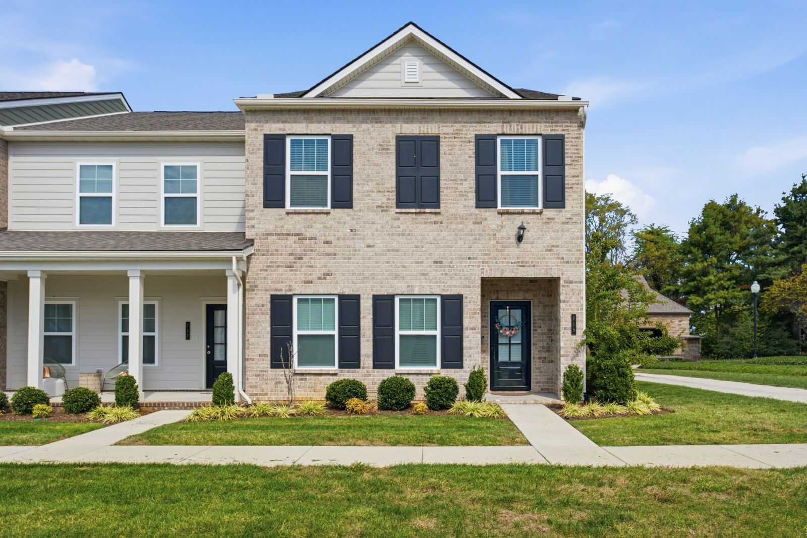 Property Photo:  715 Coburg Street  TN 37066 