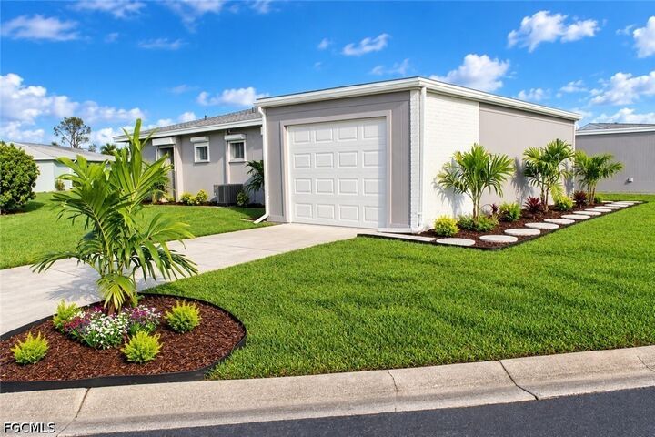 Property Photo:  8381 Antigua Court  FL 33907 