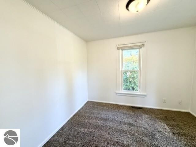 Property Photo:  422 Rockingham Avenue  MI 48801 
