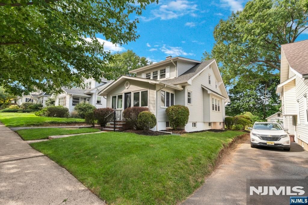 Property Photo:  51 Sunset Avenue  NJ 07003 